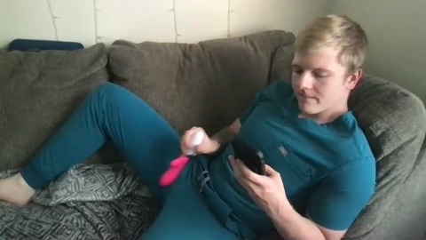 bigassblondboy19  01-08-2022